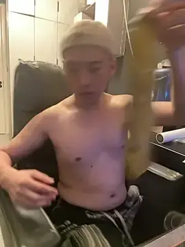 Stripchat Watch Live Sex Cams of yichen008
