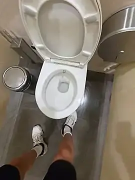 Stripchat Live Sex Cam of sevvvvsevvvv1