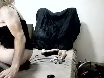 Stripchat Free Porn Cam of TsMe777@xh