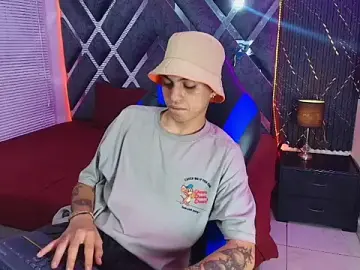 Stripchat Watch Live Sex Cams of cameron_lux77