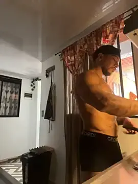 Stripchat Free Live Porn of FreszX