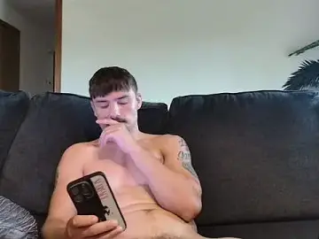 Stripchat Live Sex of derekmontana2
