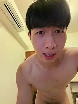 Stripchat Free Porn Cam of Ace_Min32100