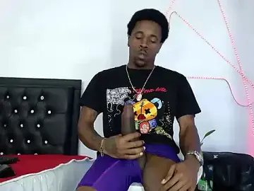 Stripchat Free Porn Cam of Damian_hart_24CM
