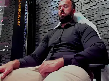 Stripchat Watch Live Sex Cams of David_Big_Daddy