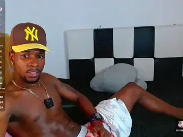 Stripchat Live Sex Cam of Aroonsexyboy