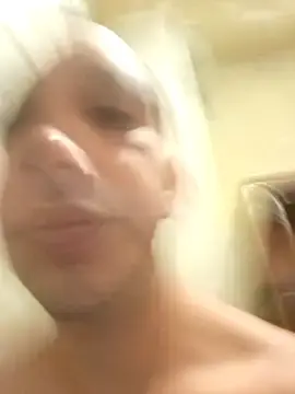 Stripchat Sex Cam of X_xtomas_x