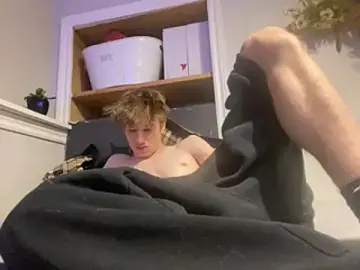 Stripchat Watch Live Sex Cams of yourwhiteboy1