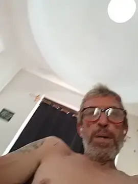 Stripchat Adult Webcams of chris-sbh11