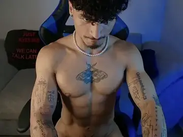 Stripchat Nude Webcam of Thomas_Fit1