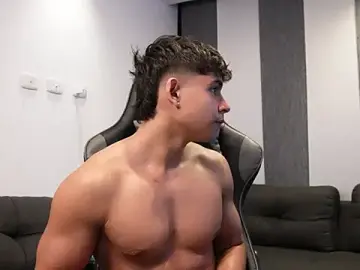 Stripchat Adult Webcam of Bray_Kevin