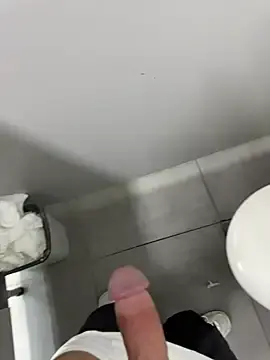 Stripchat Watch Live Sex Cams of Turkishleo