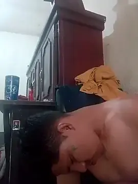 Stripchat Sex Cam of Alonsomadeira