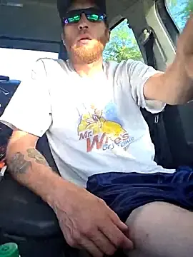 Stripchat Live Porn of thatguy7733