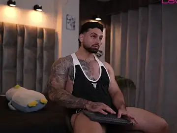 Stripchat Free Porn Cam of john_king29