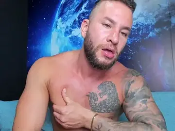 Stripchat Live Sex Cam of delessandro_world