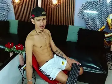 Stripchat Nude Webcam of Skinny_cute_Alyer