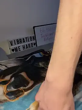 Stripchat Free Porn Cam of secret_dream415