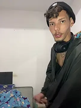 Stripchat Live Sex Cam of jnrboyl