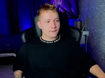 Stripchat Watch Live Sex Cams of Karl_Night_