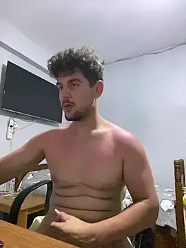 Stripchat Live Porn of HornyMaster3169