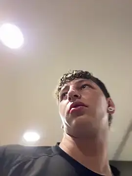 Stripchat Live Sex Cam of ARON_LUXX