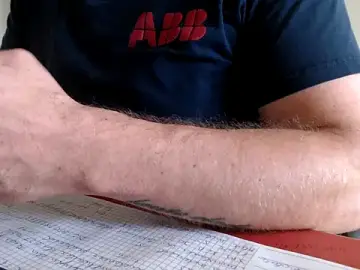 Stripchat Sex Cam of mrbigballs