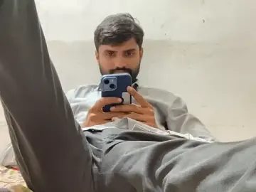 Stripchat Live Sex of BBC_HORNY_GUJJU