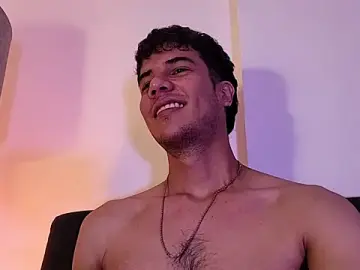 Stripchat Live Sex Cam of Derek_stud_