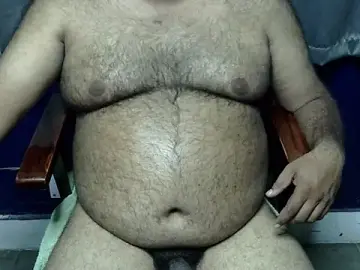 Stripchat Free Porn Cam of hairysubcub_70