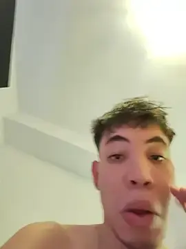 Stripchat Live Porn of Santrisantry
