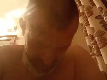 Stripchat Adult Video Chat of Viciouzz1