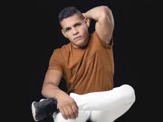 Xlovecam Free Porn Cam of LoganVelasco