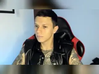 Xlovecam Private Sex Chat of MasterDaveExtreme
