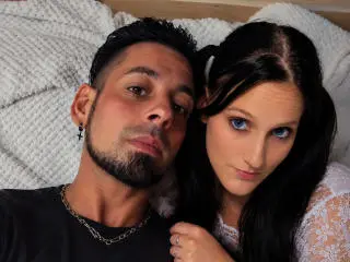 Xlovecam Free Live Porn of NinaetRicco
