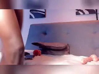 Xlovecam Free Porn Cam of DrakeWit
