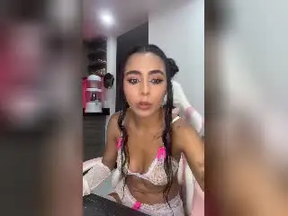 Xlovecam Adult Video Chat of MaryAndy