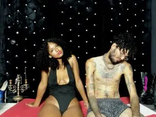 Xlovecam Sex Chat of JeniferandBenn