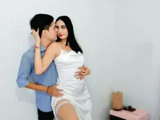 Xlovecam Sex Cam of MeganAndKen