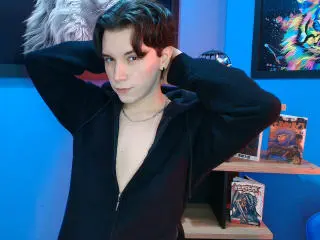 Xlovecam Sex Cam of HoldenS