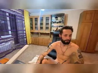Xlovecam Live Sex of MikeAndAnna