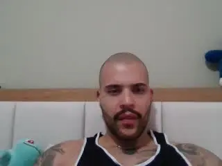 Xlovecam Live Sex of MedellynDark