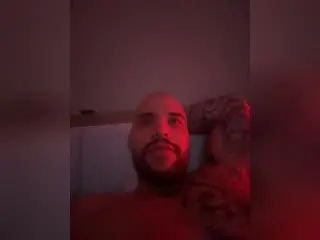 Xlovecam Private Sex Chat of MedellynDark