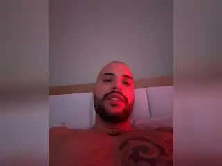 Xlovecam Live Porn of MedellynDark