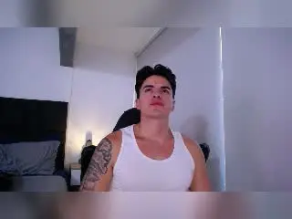 Xlovecam Adult Webcams of ChristianValenciano