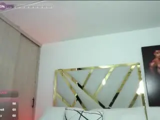 Xlovecam Adult Webcams of DevinHunter