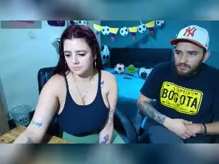 Xlovecam Nude Webcam of JazminYRyan